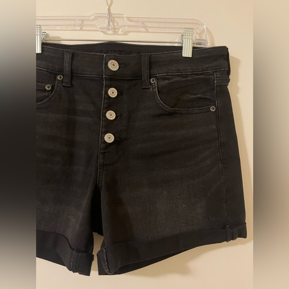 American Eagle 4 Button High Waist Black Stretchy Shorts. Never Worn. - Picture 3 of 5